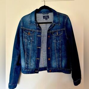 Lucky brand denim jacket. Size medium.